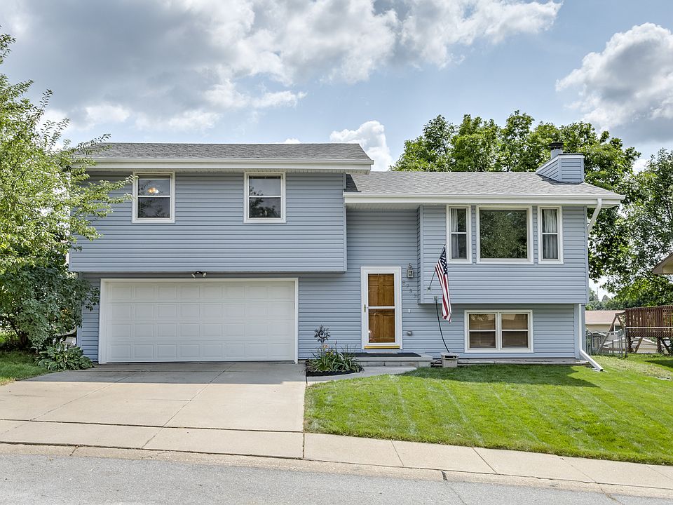 1st image of 8753 S 139th Ave