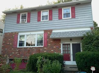 10122 Wilbur St, Philadelphia, PA 19116