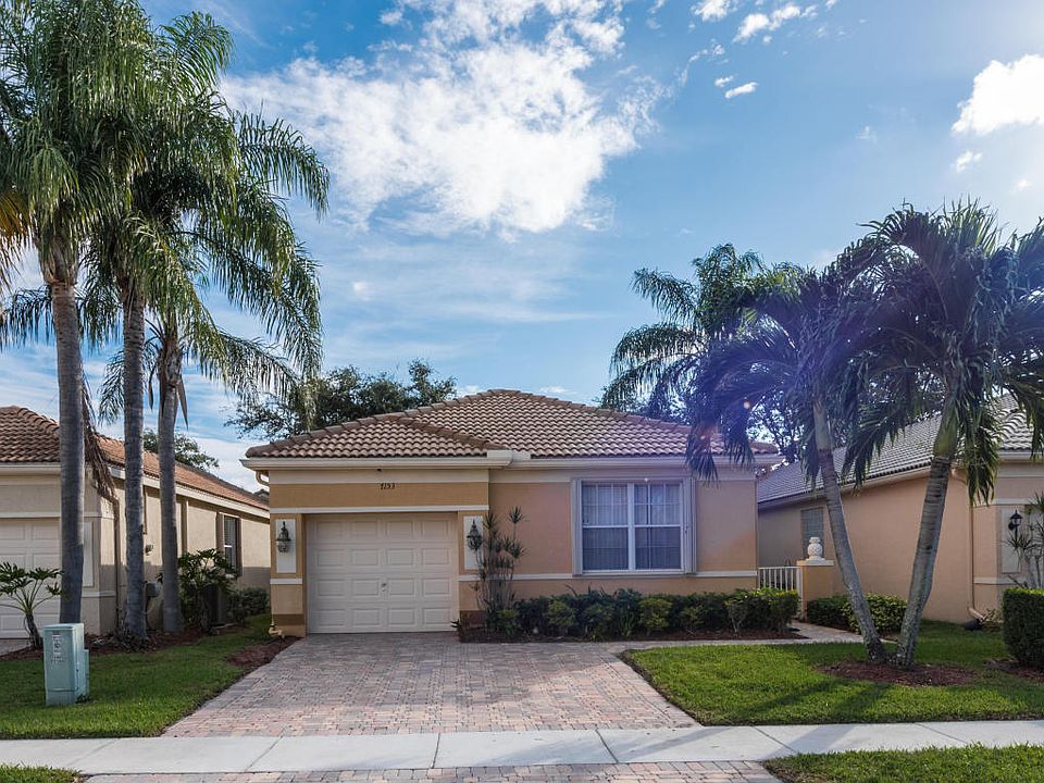 1st image of 7153 Cataluna Cir