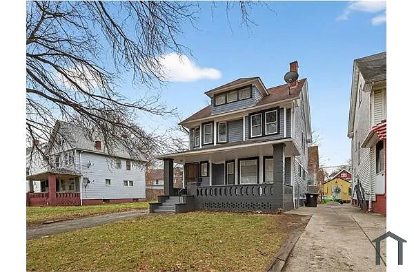 Building Photo - 10100 Yale Ave