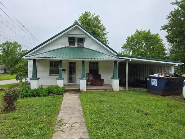 533 Hawthorn St, Houston, MO 65483