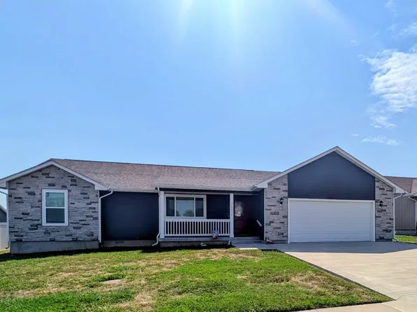 1601 W 11th St, Chanute, KS 66720