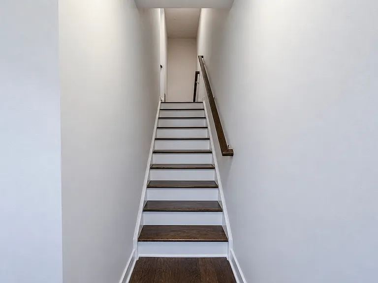 8032 Spring Arbor Dr — Photo 3