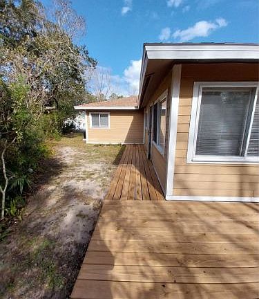 5th image of 24 White Hall Dr