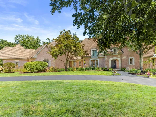1485 Abington Cambs Dr, Lake Forest, IL 60045