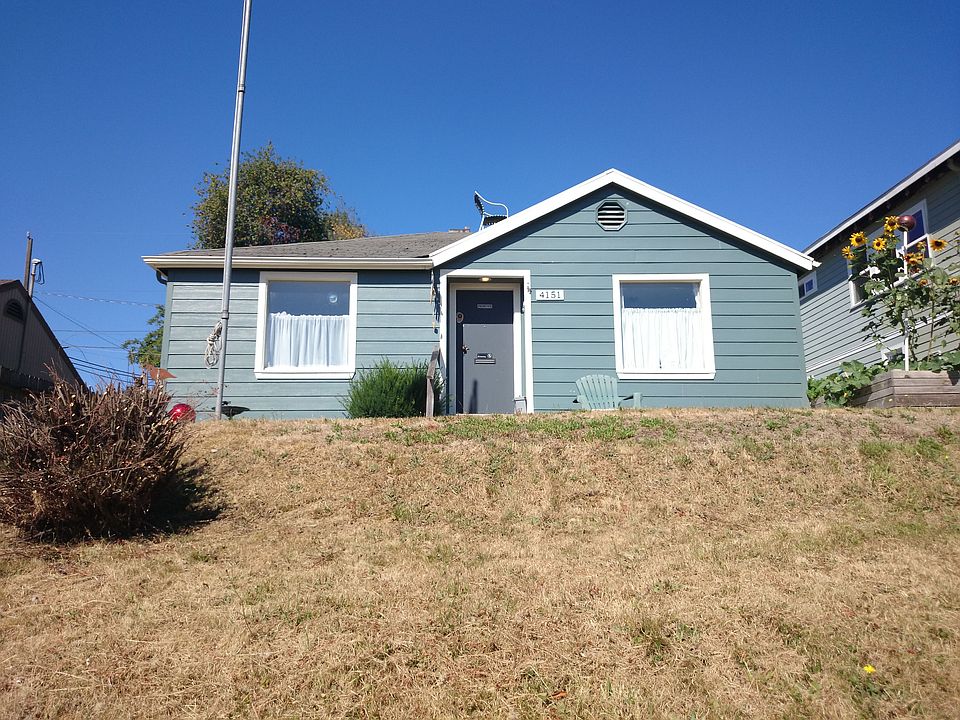 2nd image of 4151 37th Ave SW