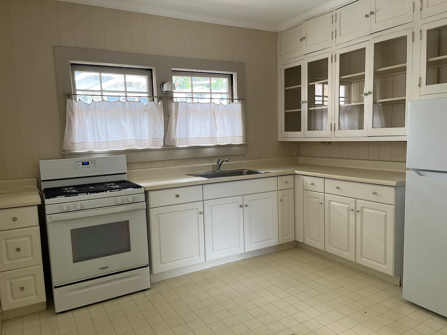 2 bed, 700 sqft, $2,000 — Photo 3