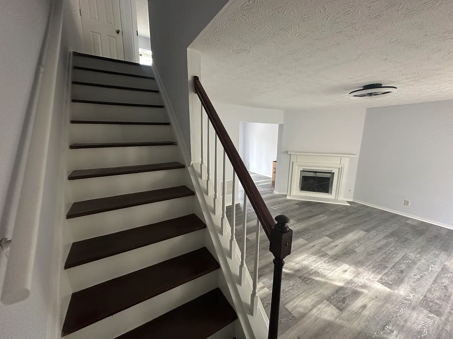 3 bed, 1510 sqft, $1,800 — Photo 2