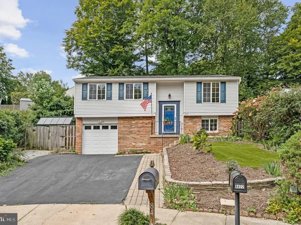 8471 Great Lake Ln, Springfield, VA 22153
