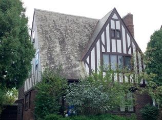 19412 Winslow Rd, Shaker Heights, OH 44122