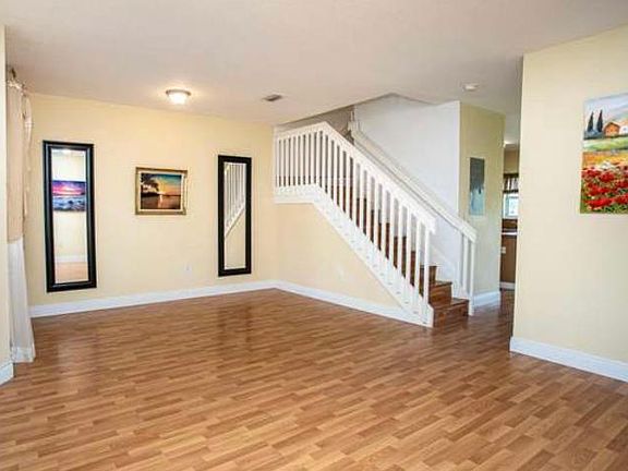 5th image of 1571 SE 31st Ct #1571