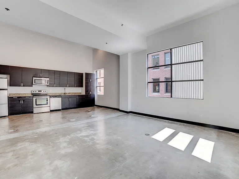 Vandever Lofts — Photo 76