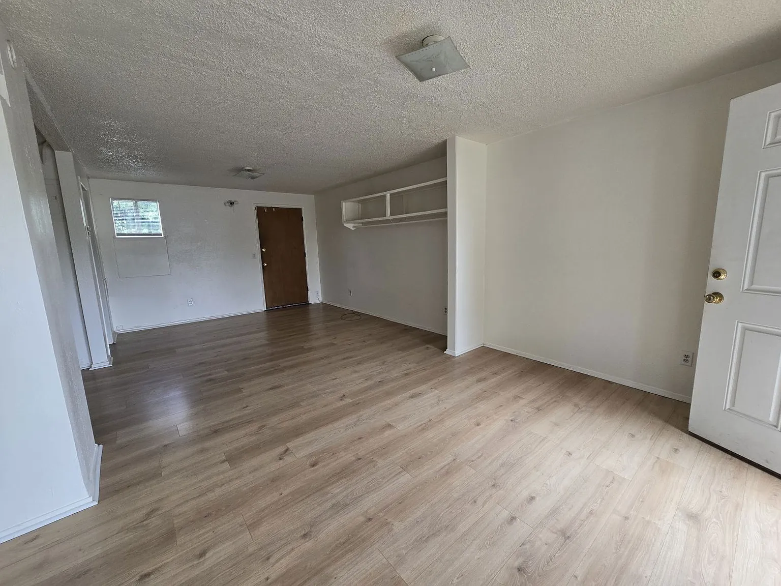Studio, 1.0 bath, 500 sqft, $850 — Photo 3