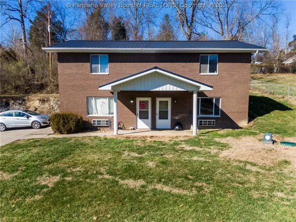 4020 Green Valley Rd, Huntington, WV 25701