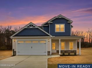 406 Creeks Edge Dr, Pikeville, NC 27863