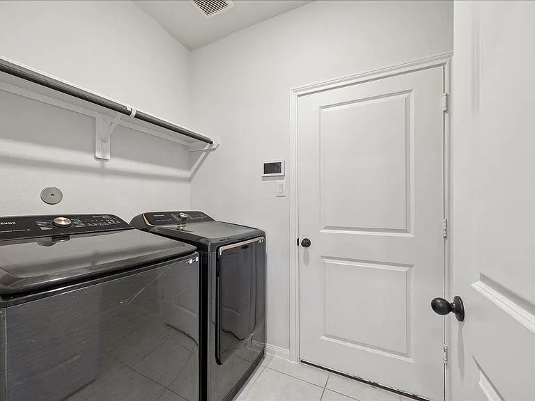 756 Lake Lacosta Dr — Photo 18