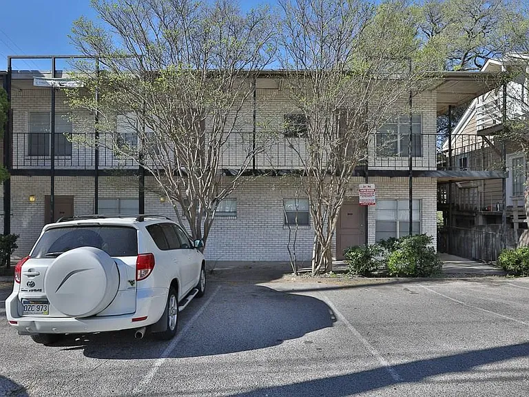 710 E Dean Keeton St #101 — Photo 1