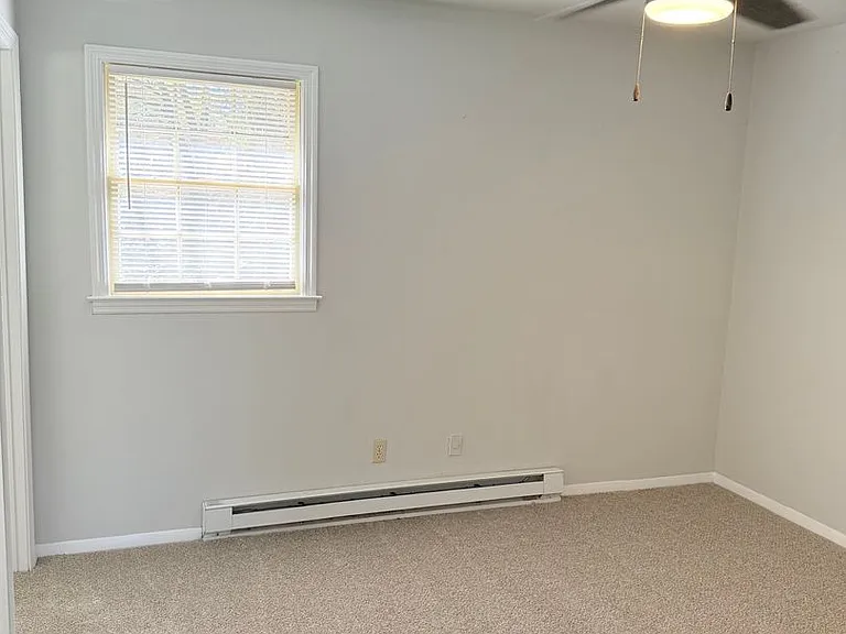 284 Bloomfield St — Photo 29
