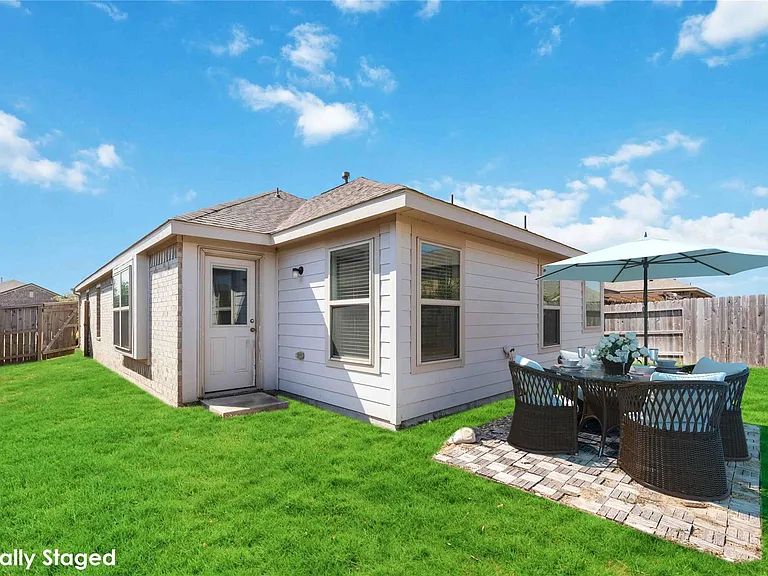 26038 Quiet Field Ct — Photo 18
