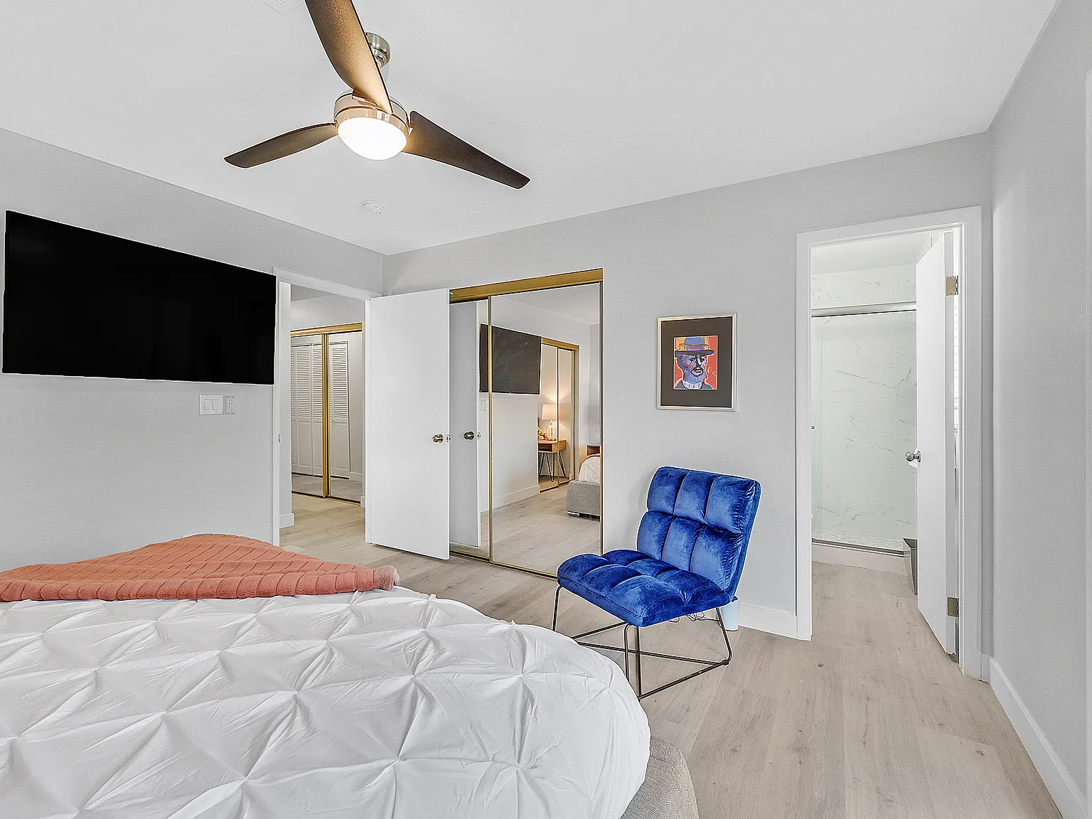 3 bed, 1224 sqft, $2,999 — Photo 3
