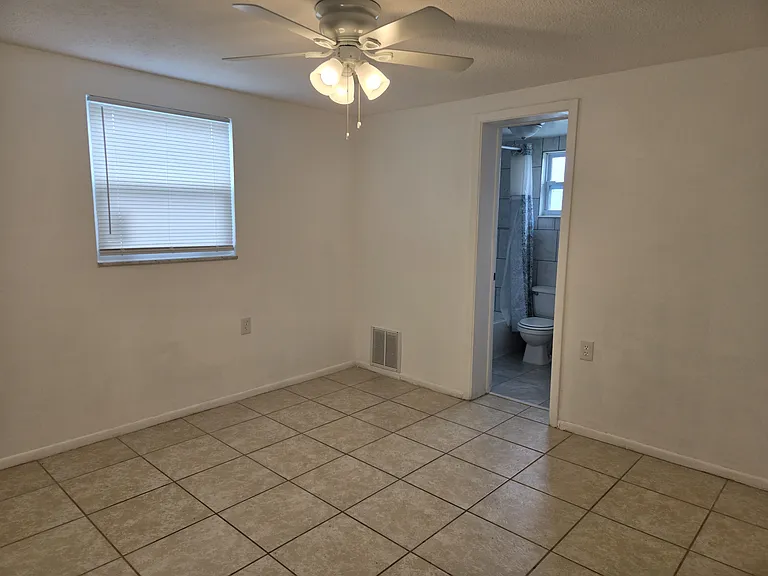 4836 Flora Ave — Photo 6