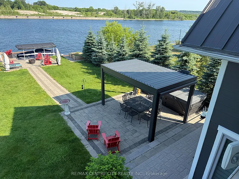 41 Dock Ln — Photo 22