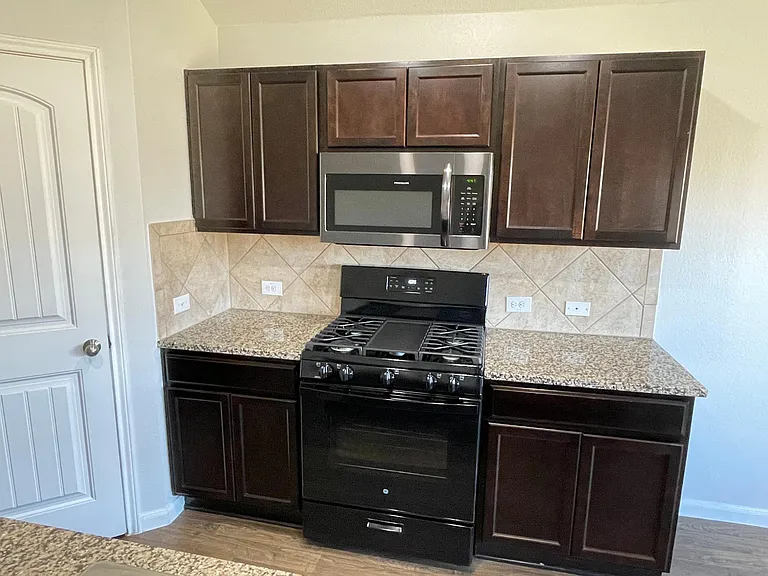 136 Voss — Photo 14