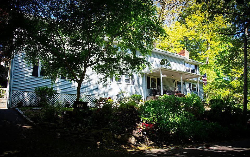 1st image of 148 McCouns Ln