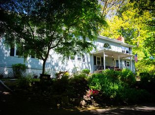148 McCouns Ln, Oyster Bay, NY 11771