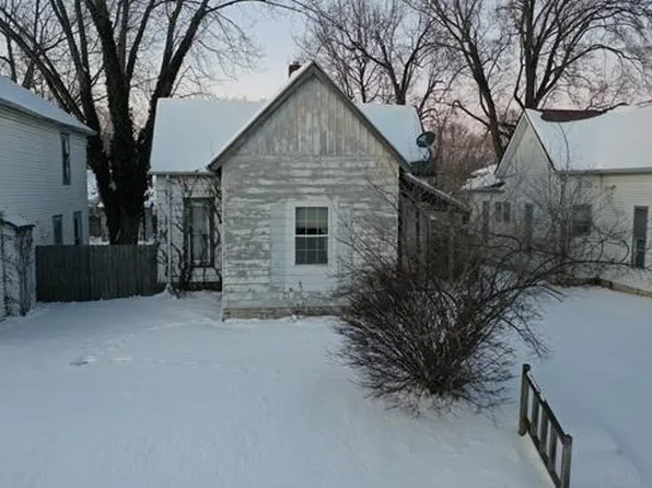 814 W 5th St, Anderson, IN 46016