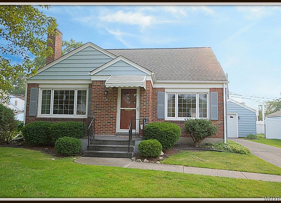 1st image of 170 Ashford Ave