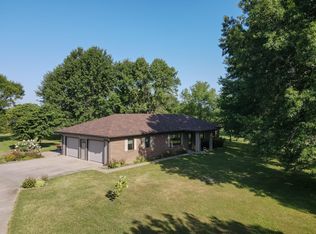 5207 S Cowan Rd, Columbia, MO 65201