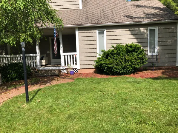 2341 Graystone Dr, Okemos, MI 48864