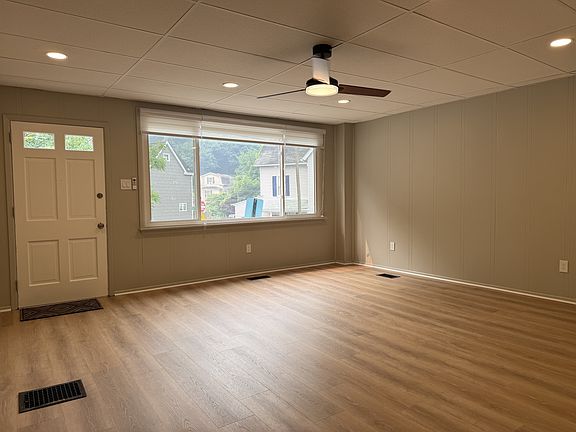 4th image of 403 Wall Ave #Avenue1