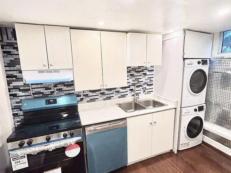 217 Altamira Rd #BASEMENT — Photo 16