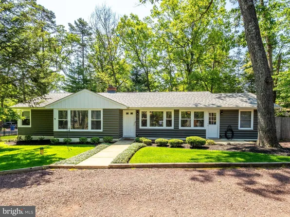 138 Stokes Rd, Medford Lakes, NJ 08055