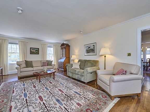 4th image of 34 Converse Ave