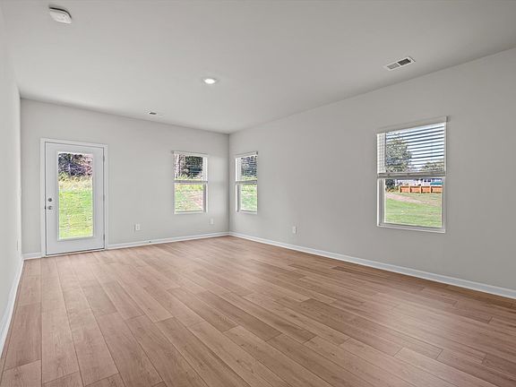 Welcome to the Sydney floorplan at Pleasant Brook.