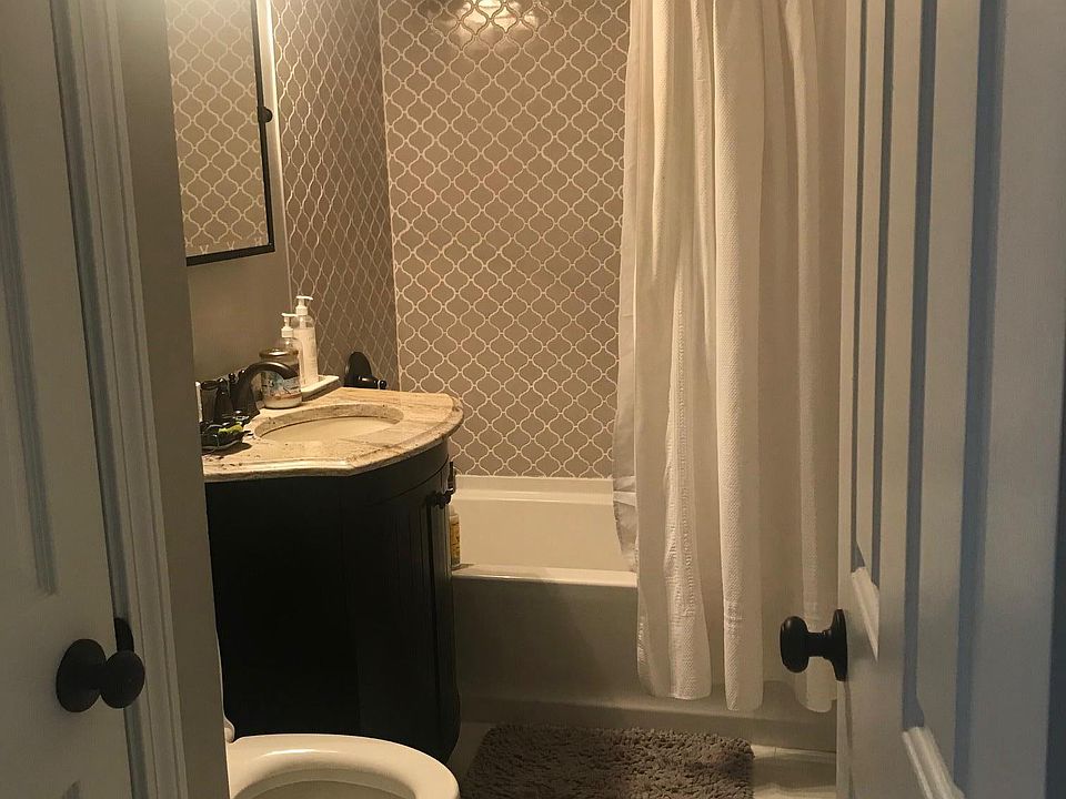 Upstairs Bathroom