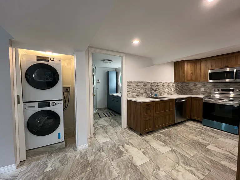 219 Mountain View Dr — Photo 8