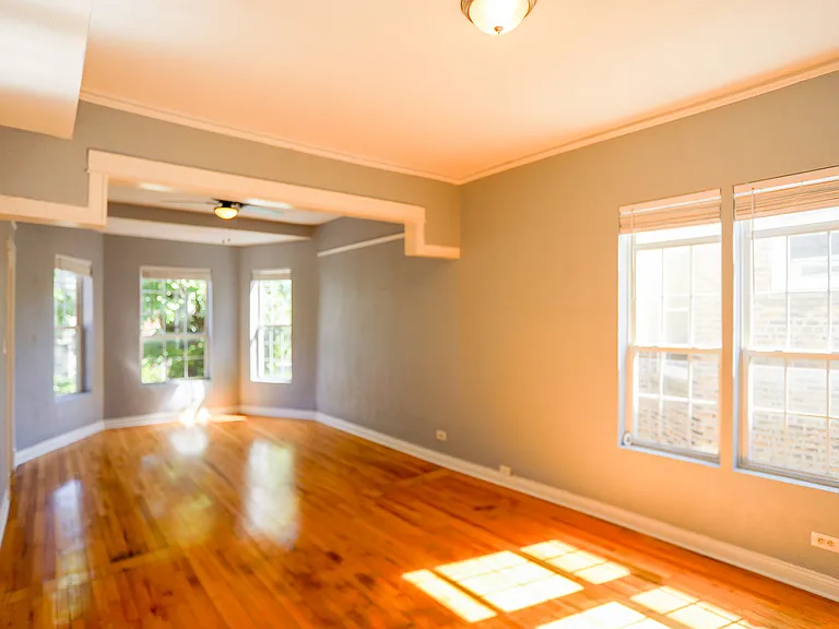3525 W Dickens Ave #2A — Photo 5