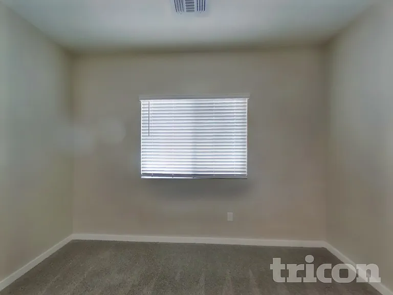 4536 E Grandview St — Photo 14