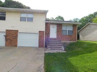 412 Red Bud Ln #B, Troy, IL