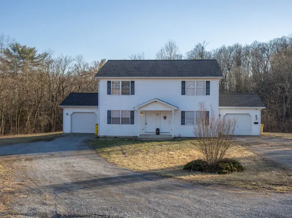 87 Dozer Ln #D, Martinsburg, WV 25404