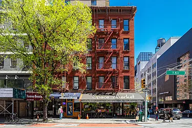 1130 First Avenue in Lenox Hill