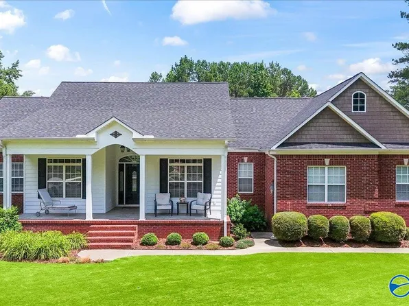 2183 Lea Christine Cir NE, Arab, AL 35016