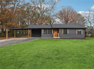 325 Dink Ln SE, Marietta, GA 30060