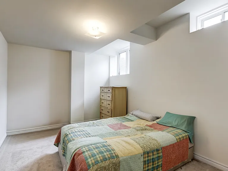 23 Ludlow Dr #BASEMENT — Photo 6