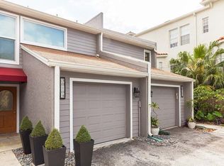 3010 W Grovewood Ct #B, Tampa, FL 33629