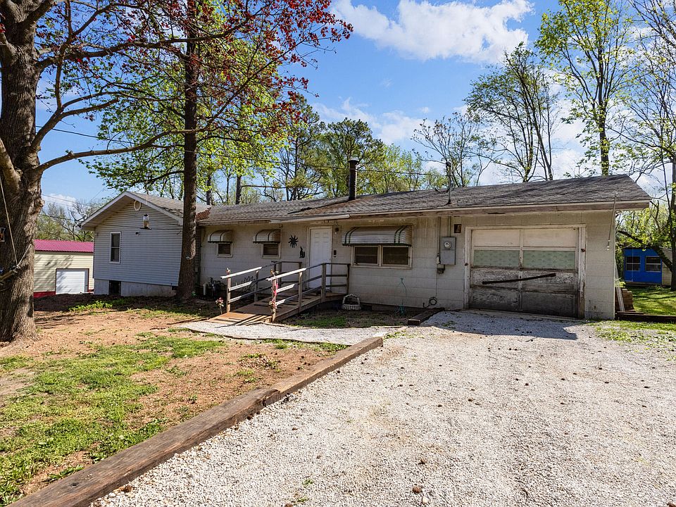 1st image of 2512 N Benton Avenue